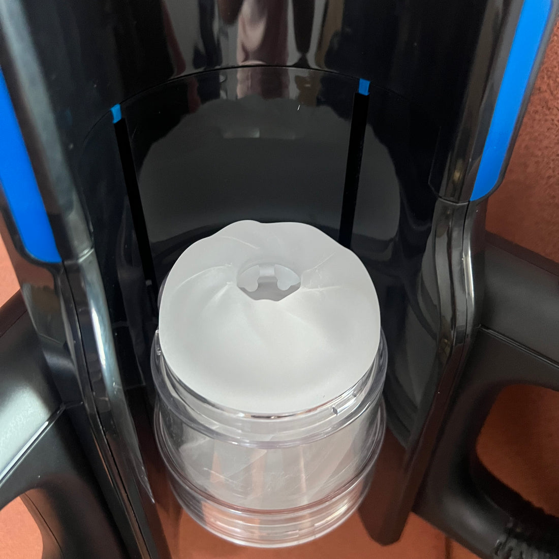 how to clean leten?